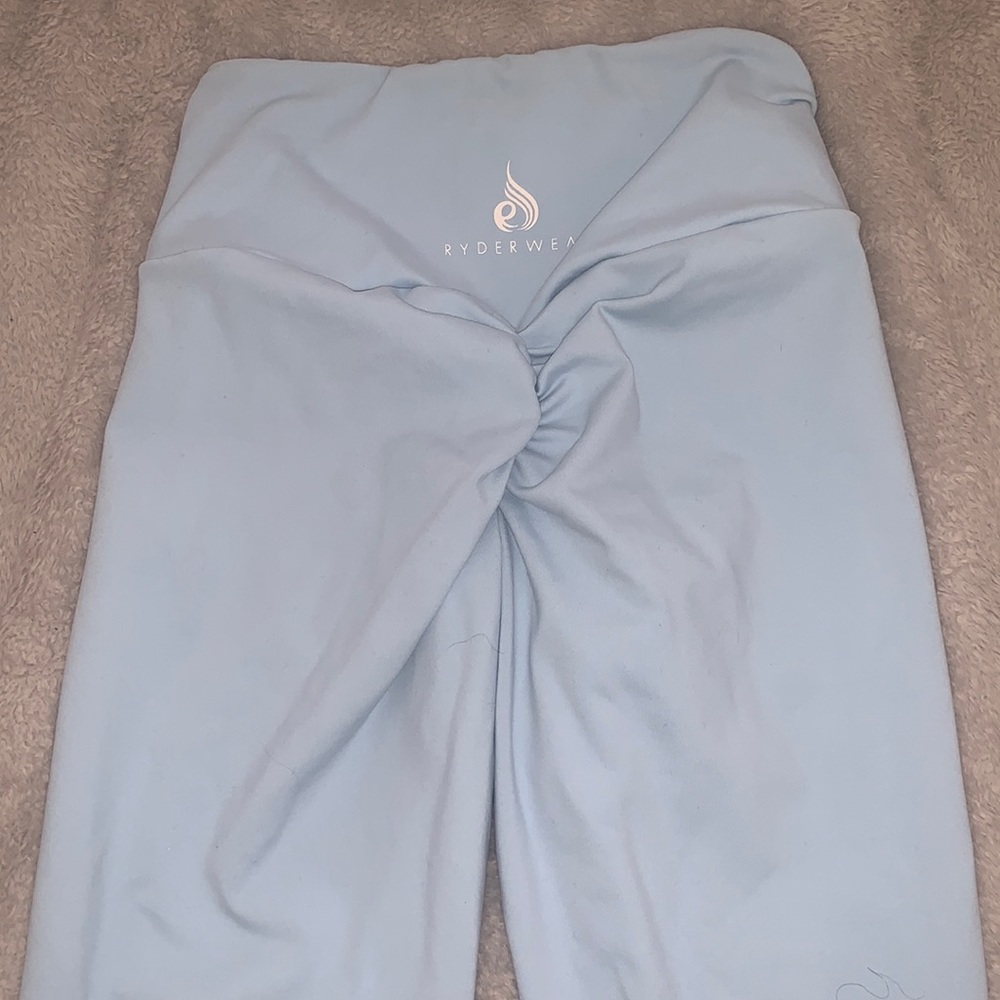 Ryderwear scrunch bum leggings sz small